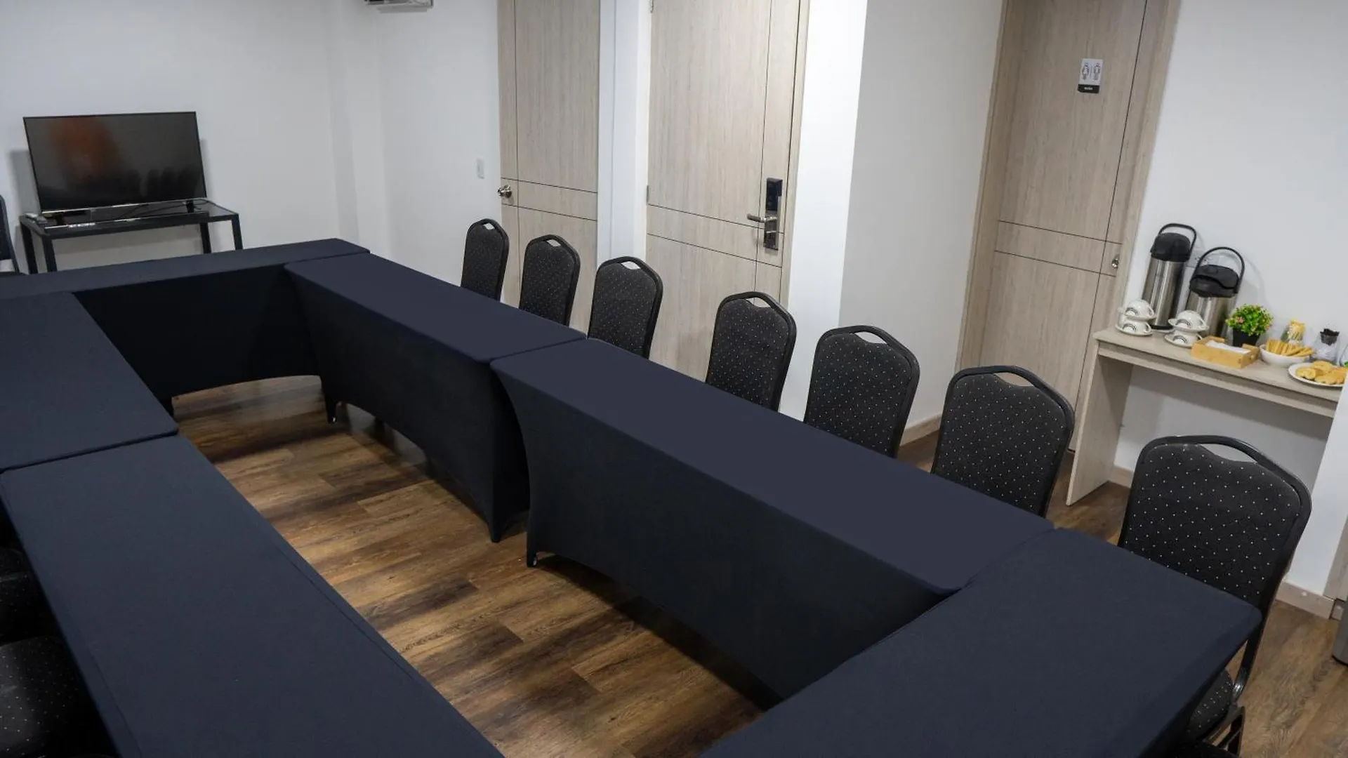Diagonal Hotel Chipichape Cali