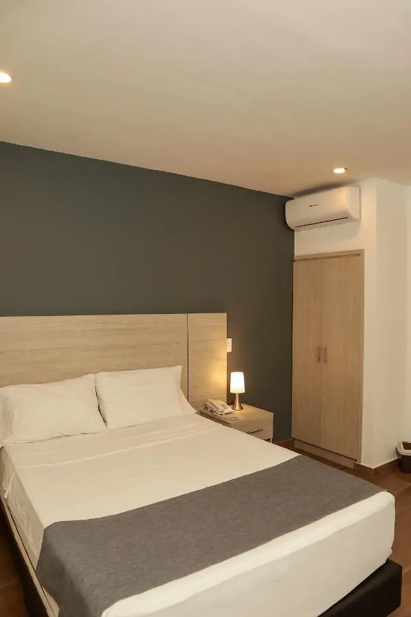 Diagonal Hotel Chipichape 卡利 3*,  哥伦比亚